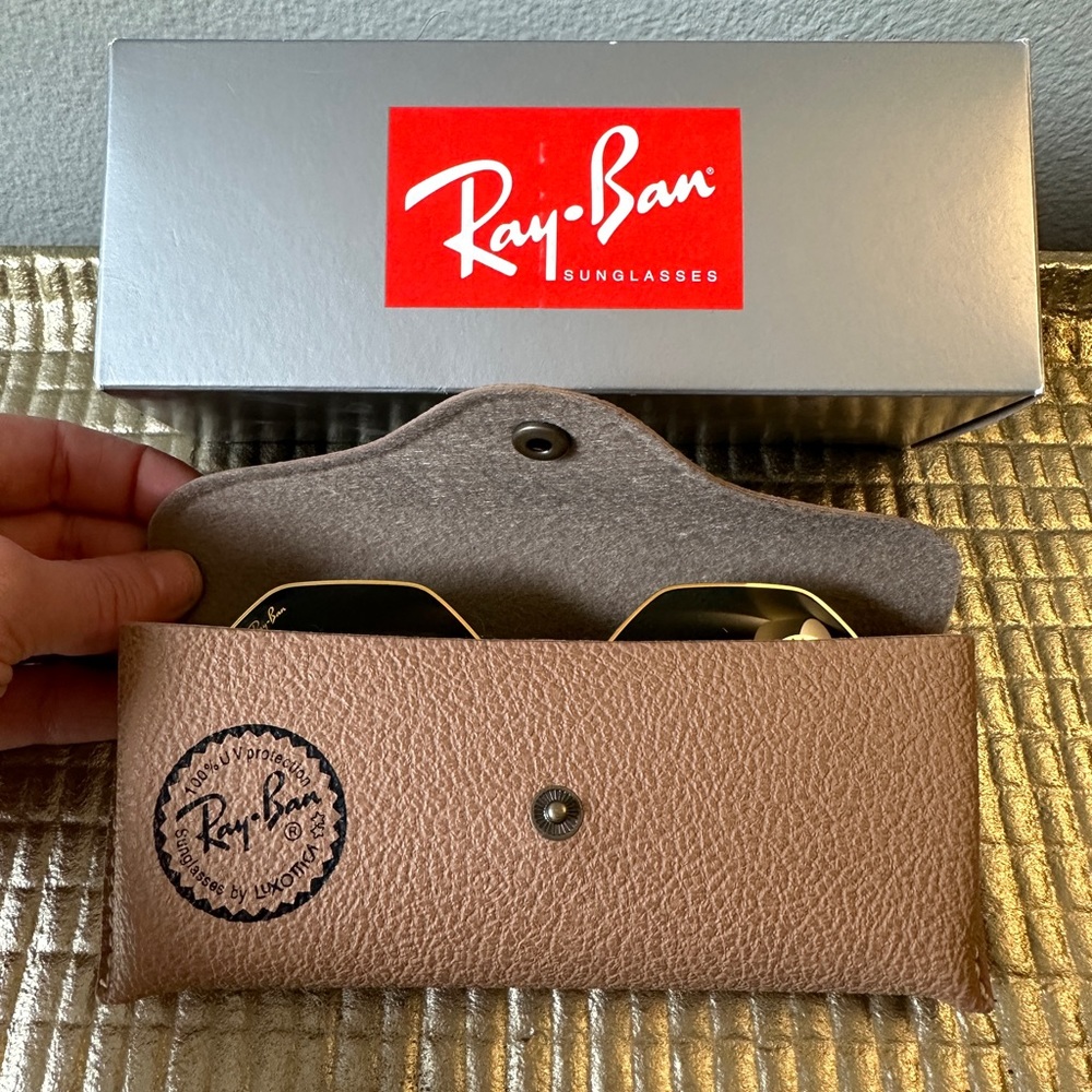 Ray Ban Sunglasses - Picture 2 of 5